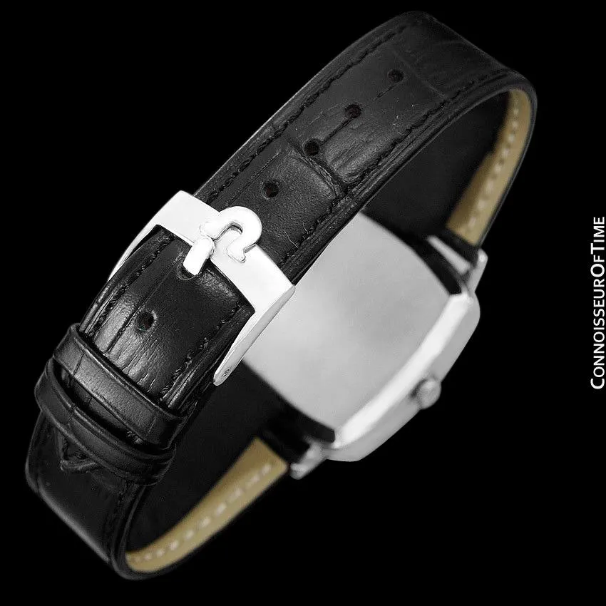 1975 Omega Geneve Vintage Mens Midsize Automatic Watch with Quick-Setting Date - Stainless Steel