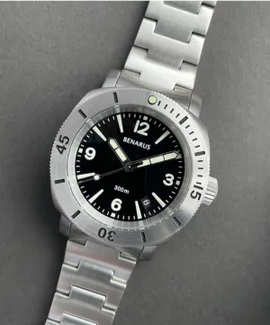 Benarus Moray Watch 40 steel black dial numbers