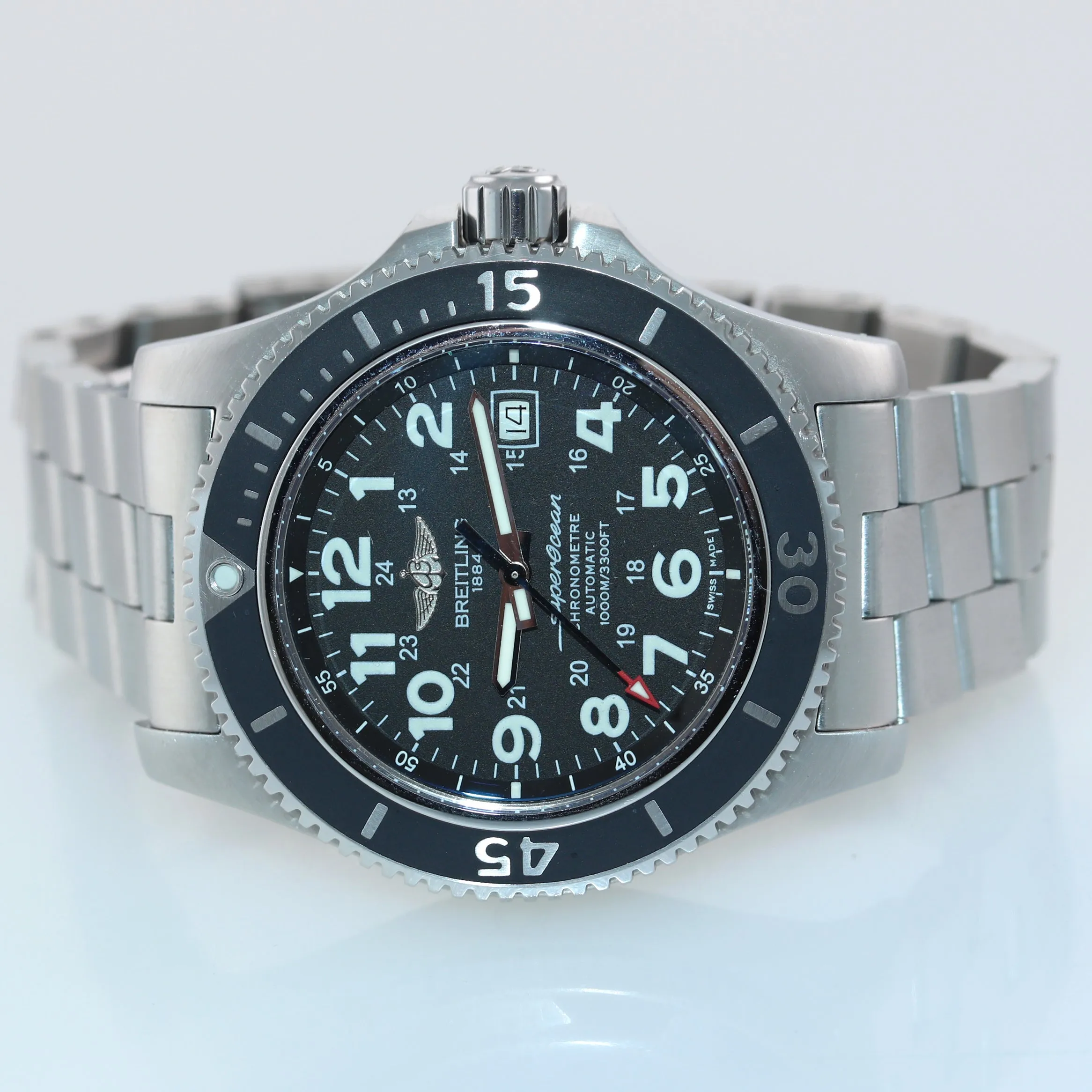 Breitling SuperOcean 44 Stainless Steel Black 44mm Date Dive Watch A17392
