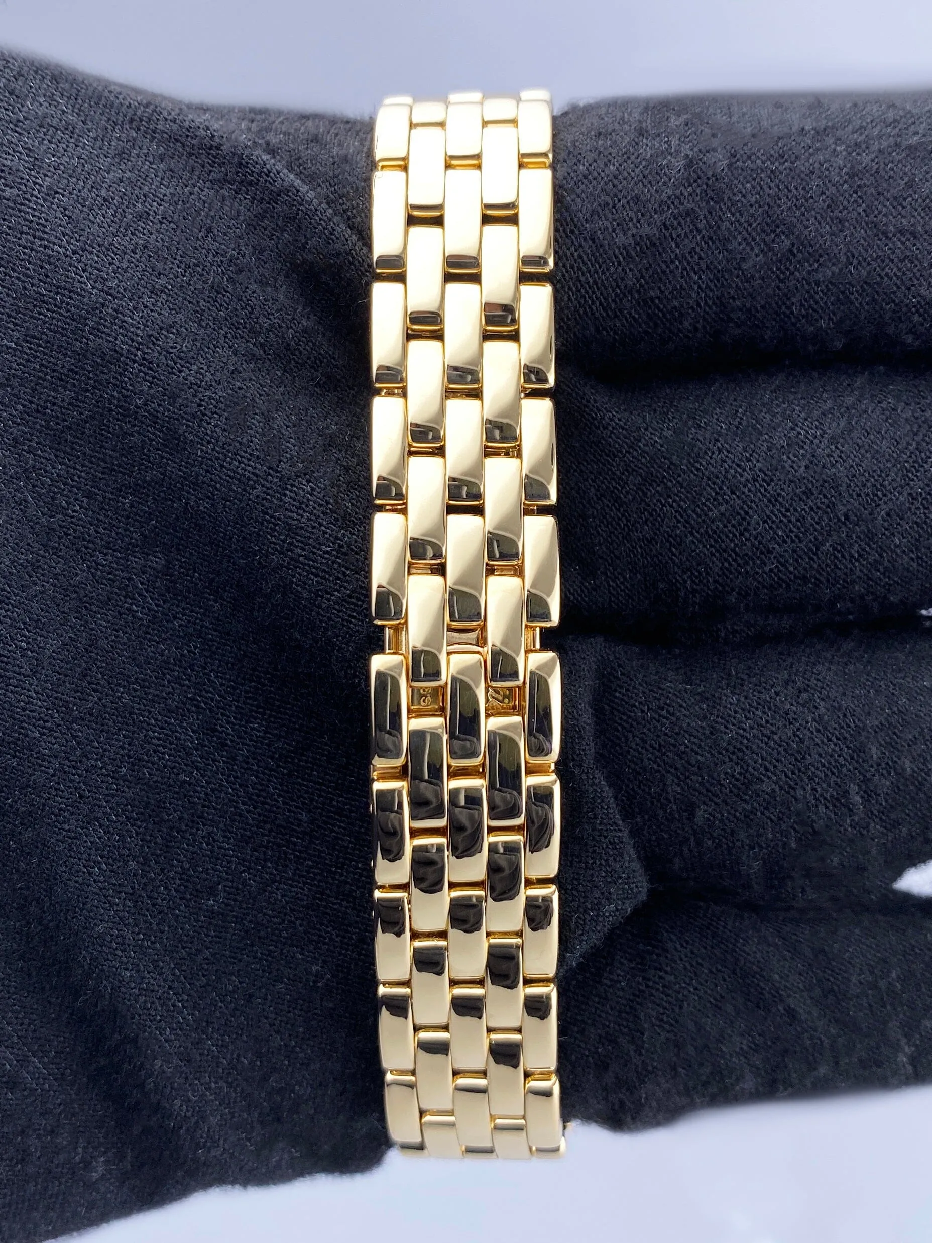 Cartier Panthere W25059B9 Heart Dial Limited Edition Ladies Watch Box Papers
