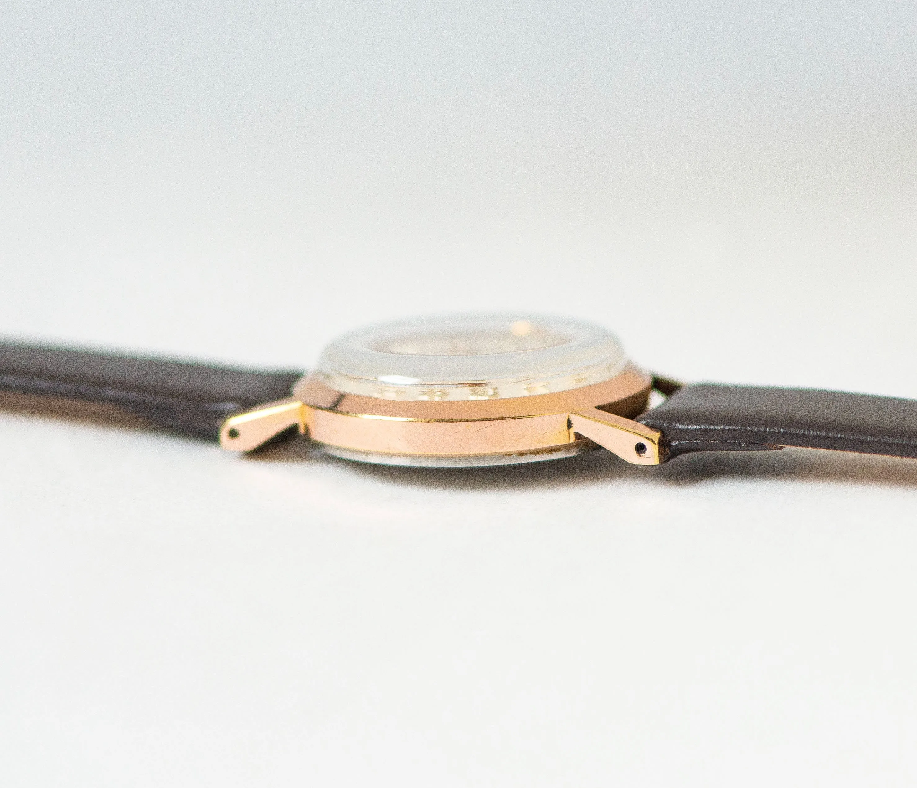 Classic women watch Dawn gold plated, shockproof lady watch vintage classic, watch for women delicate gift, new genuine leather strap