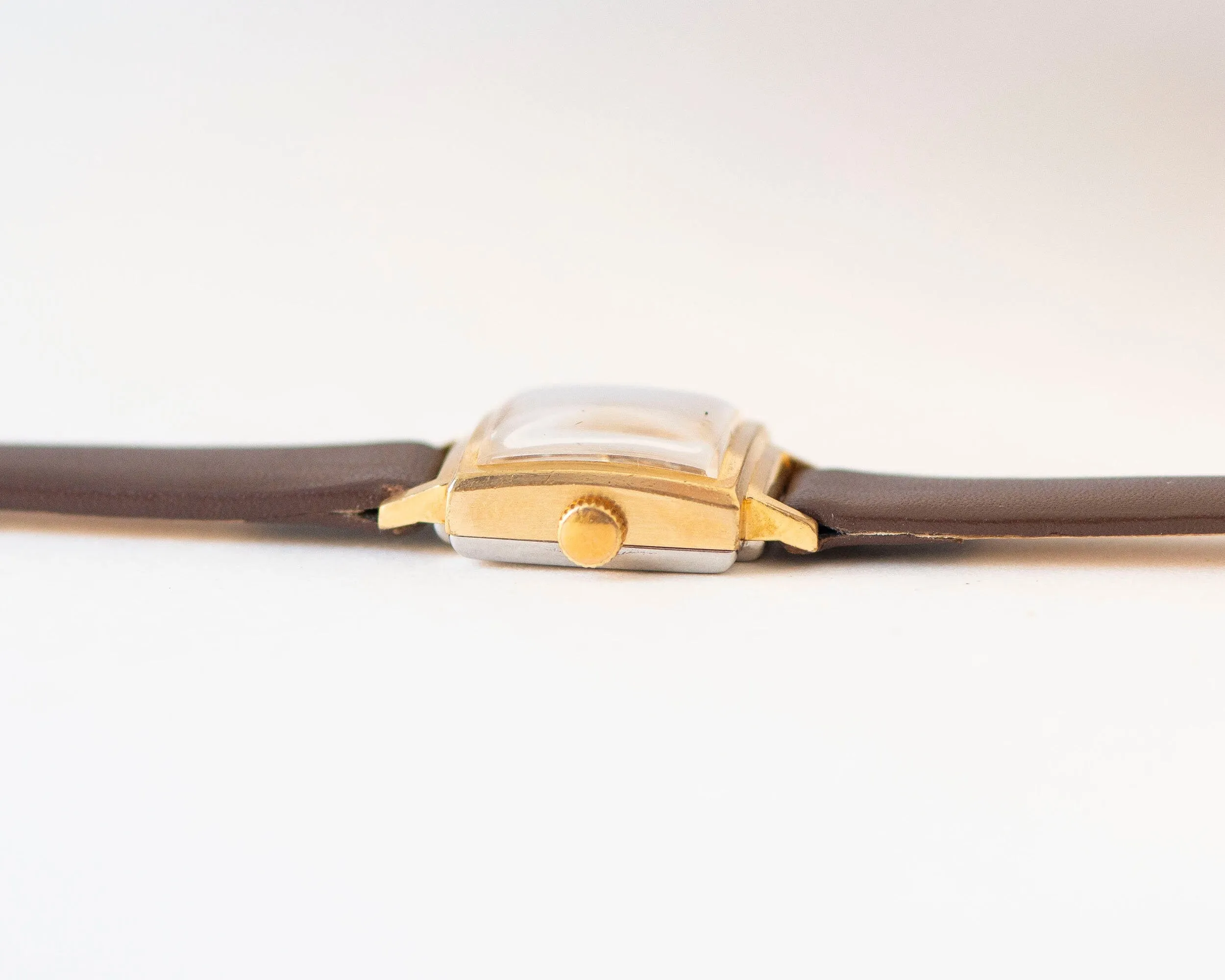 Germany made women's watch Junghans, gold plated wrist watch Cal. 674 vintage, minimalist watch retro square case, premium leather strap new