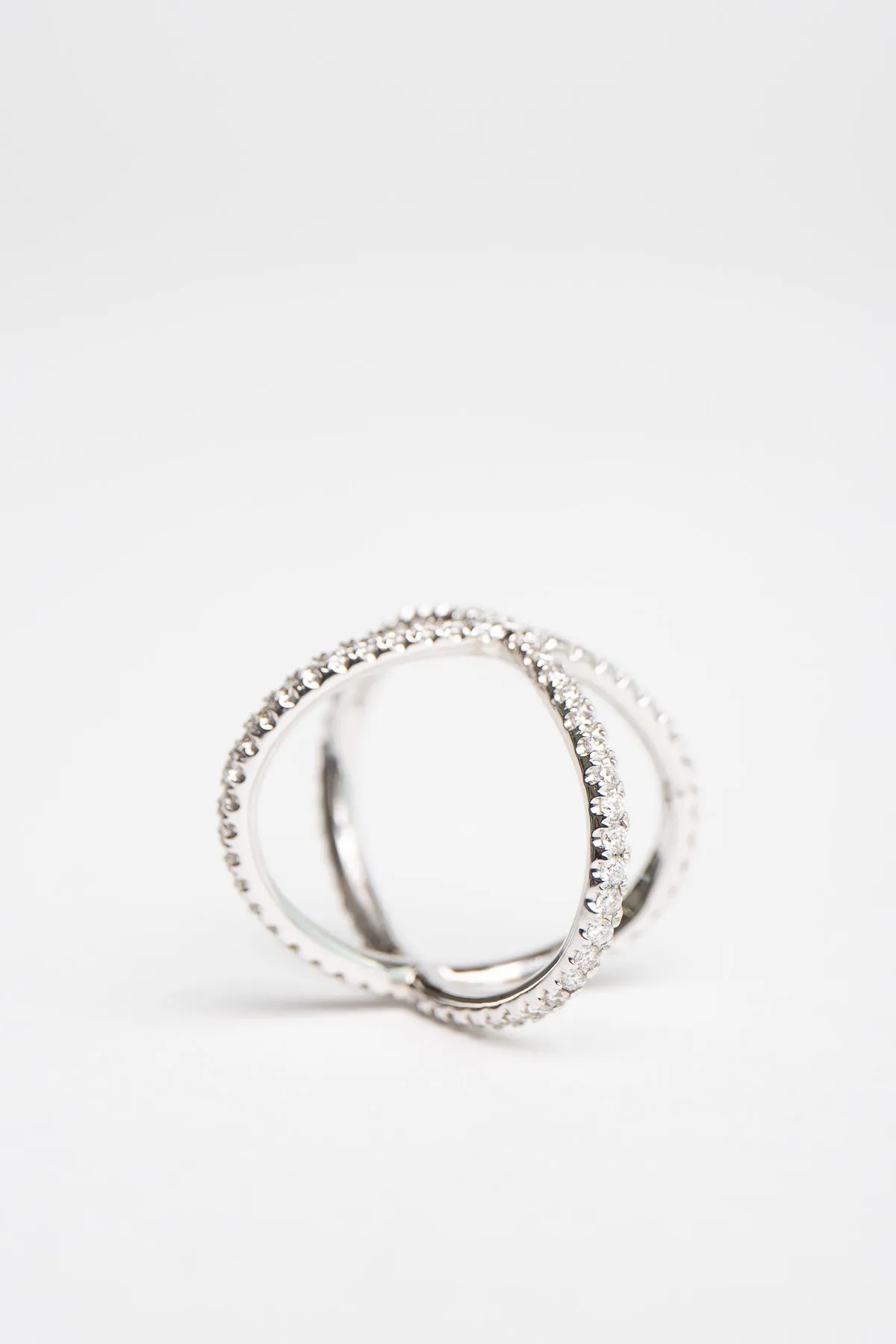 MAUD JEWELRY | 18K WHITE GOLD DIAMOND X RING