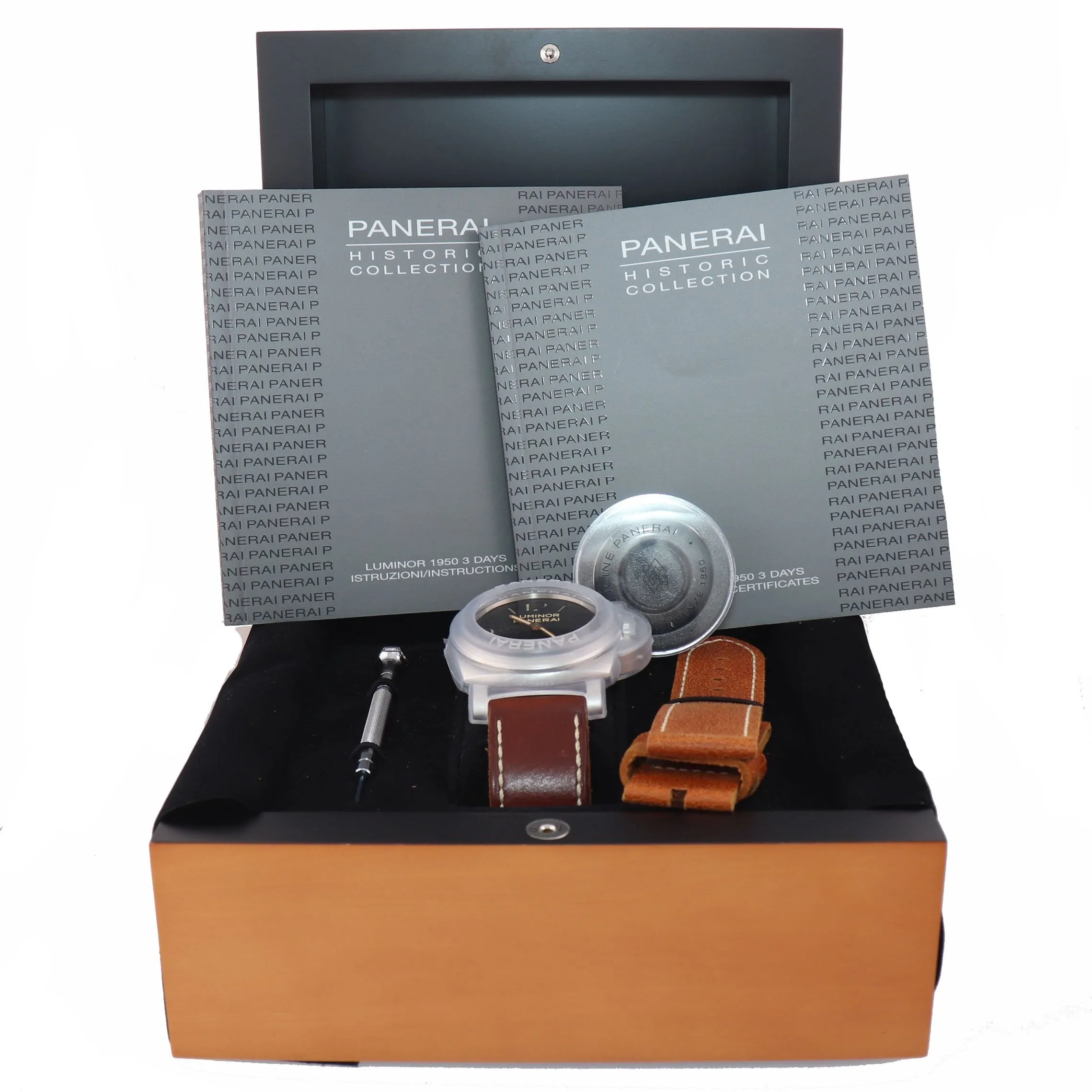 MINT COMPLETE Panerai PAM 372 Luminor 3 Day Steel 47mm N 1950 Manual Wind Watch