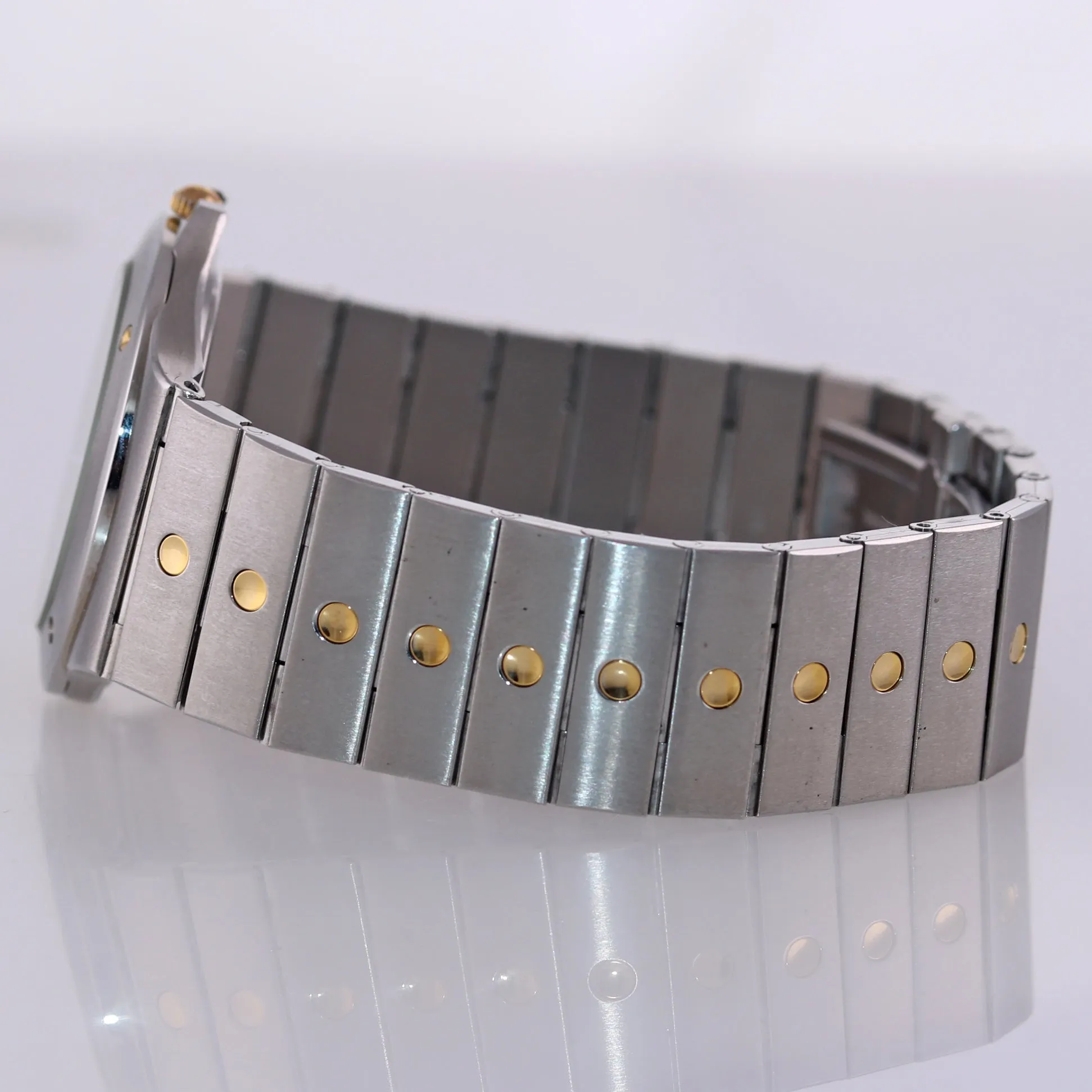 Movado Museum Stainless Steel Gold Tone 86.65.877.02 Quartz Watch