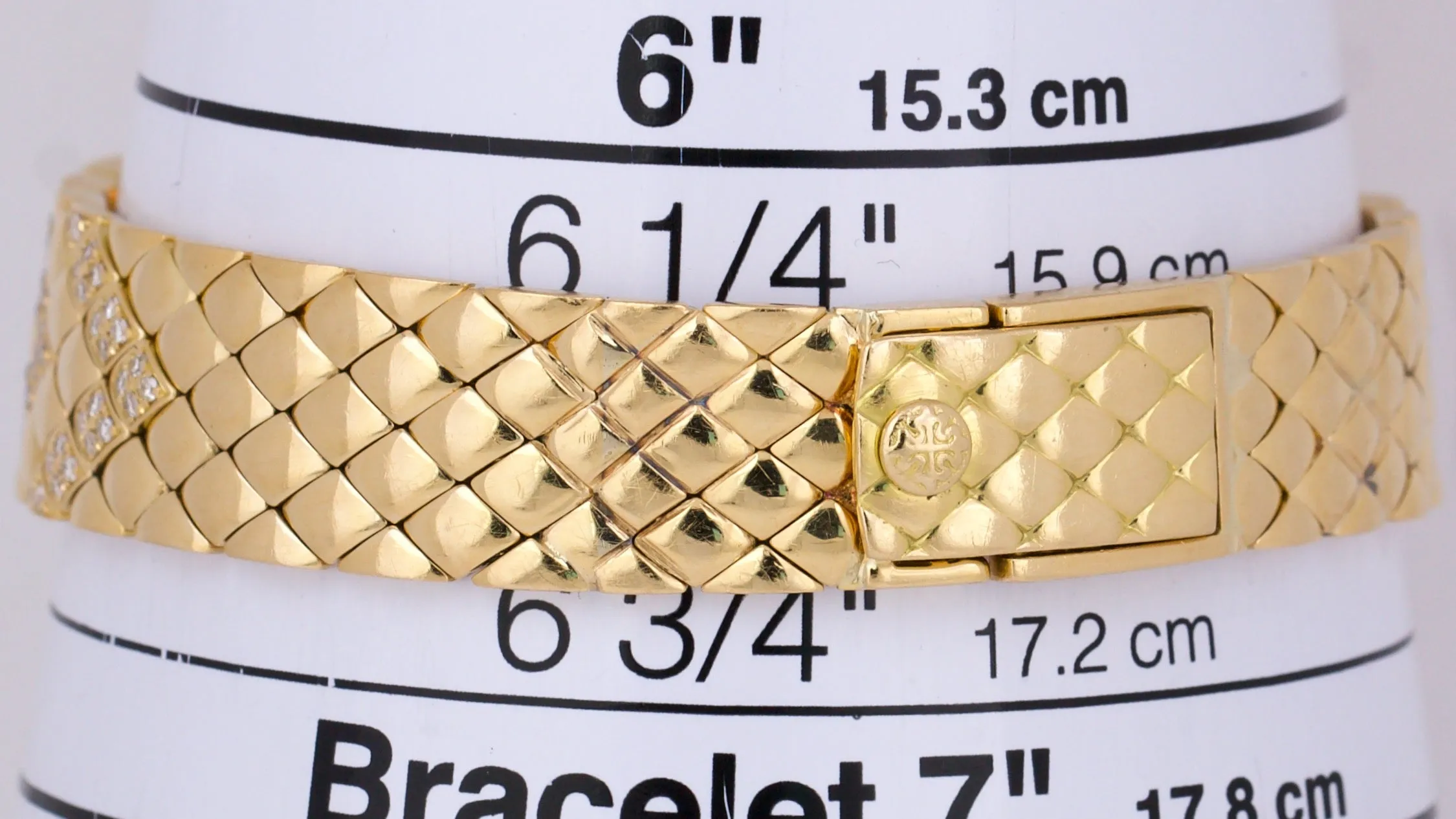Patek Philippe Calatrava White DIAMOND 18K Yellow Gold 25mm Quartz Watch 4820