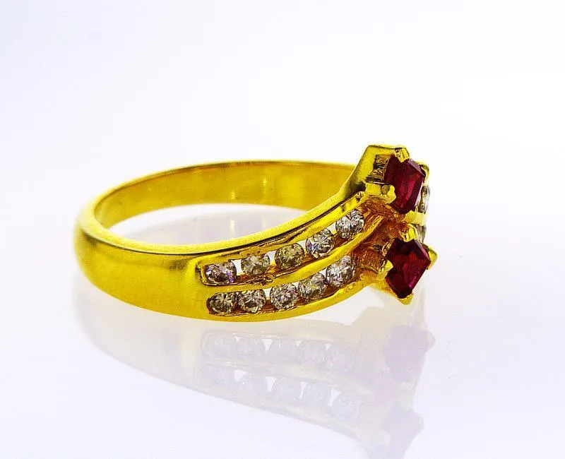 Red Ruby and Diamond Ring 0.50 CTW  Natural 14k Yellow Gold Vintage Women's