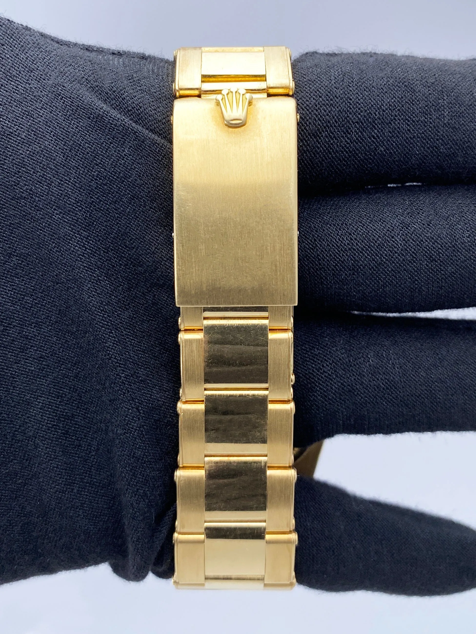 Rolex Day Date 1802 Champagne Dial Mens Watch Box Papers