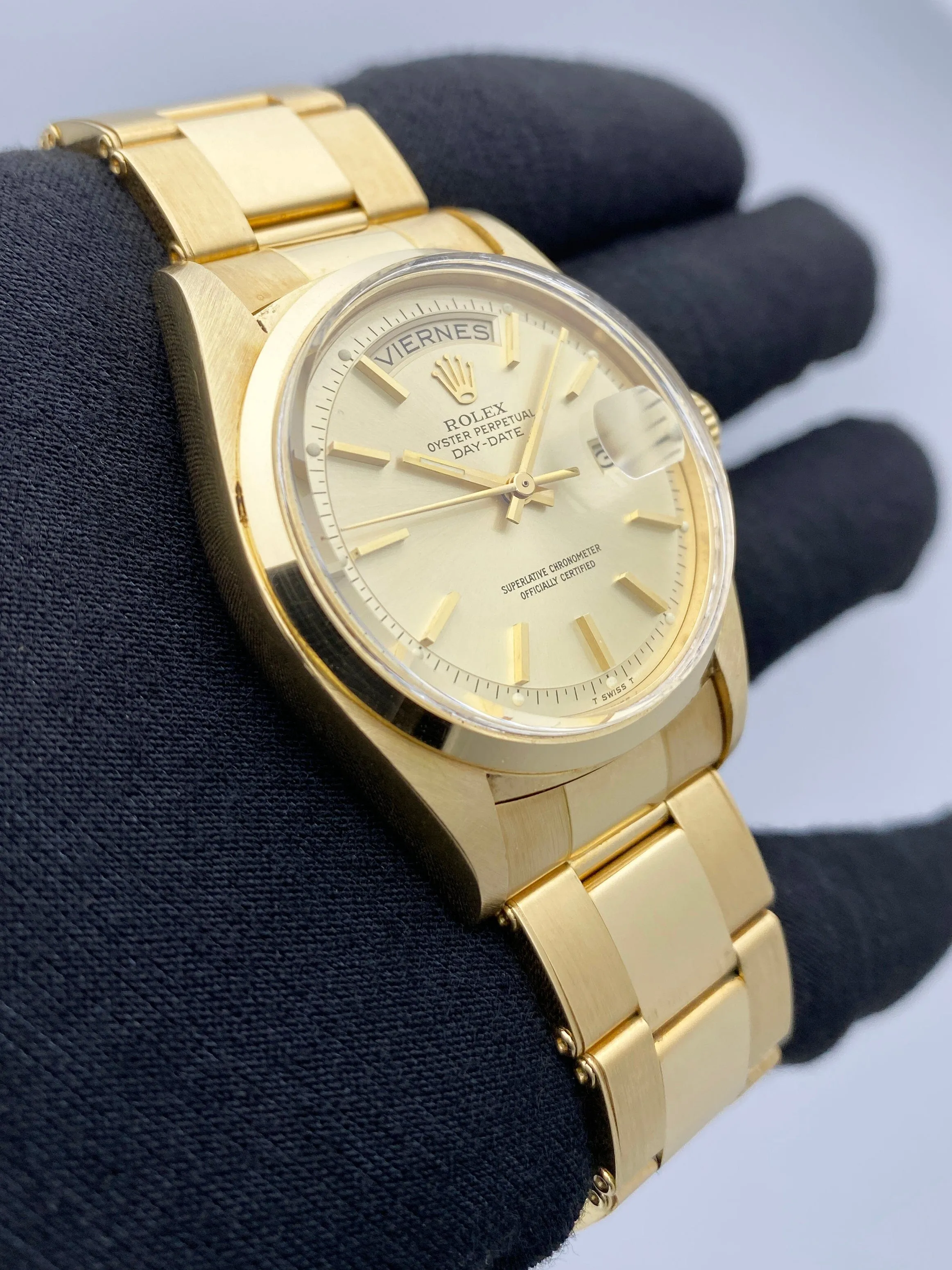 Rolex Day Date 1802 Champagne Dial Mens Watch Box Papers