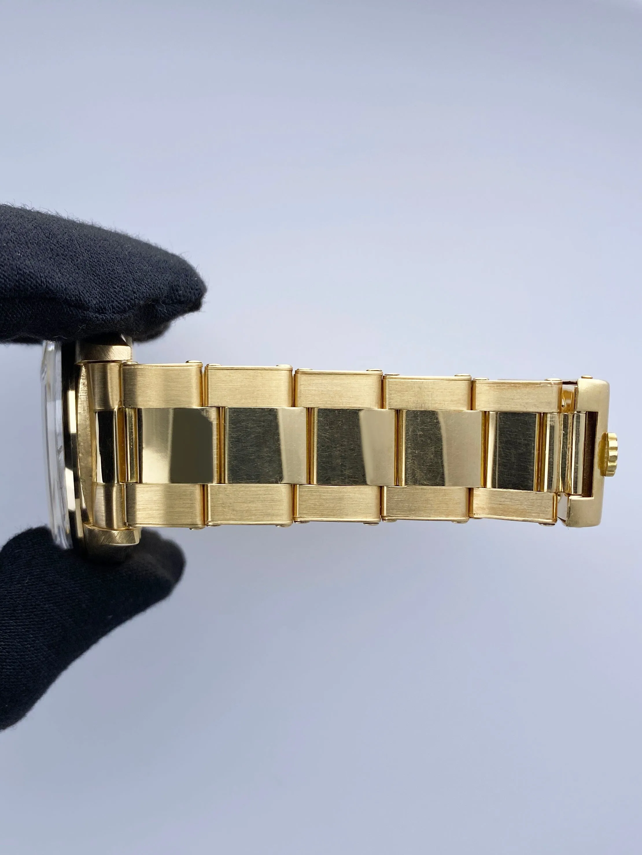 Rolex Day Date 1802 Champagne Dial Mens Watch Box Papers