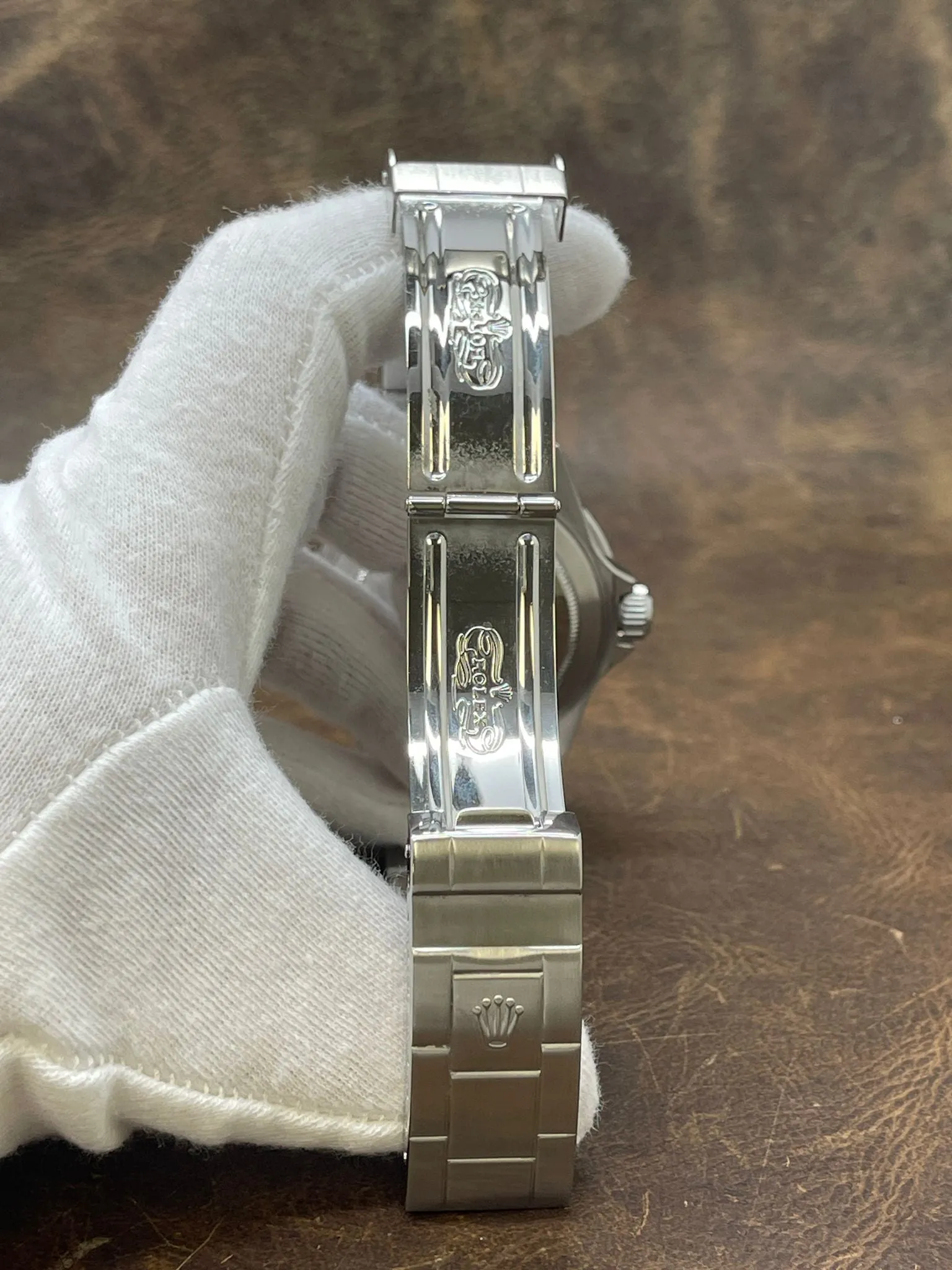 Rolex Submariner Date V Serial Engraved 16610 Black Dial Automatic Men's Watch