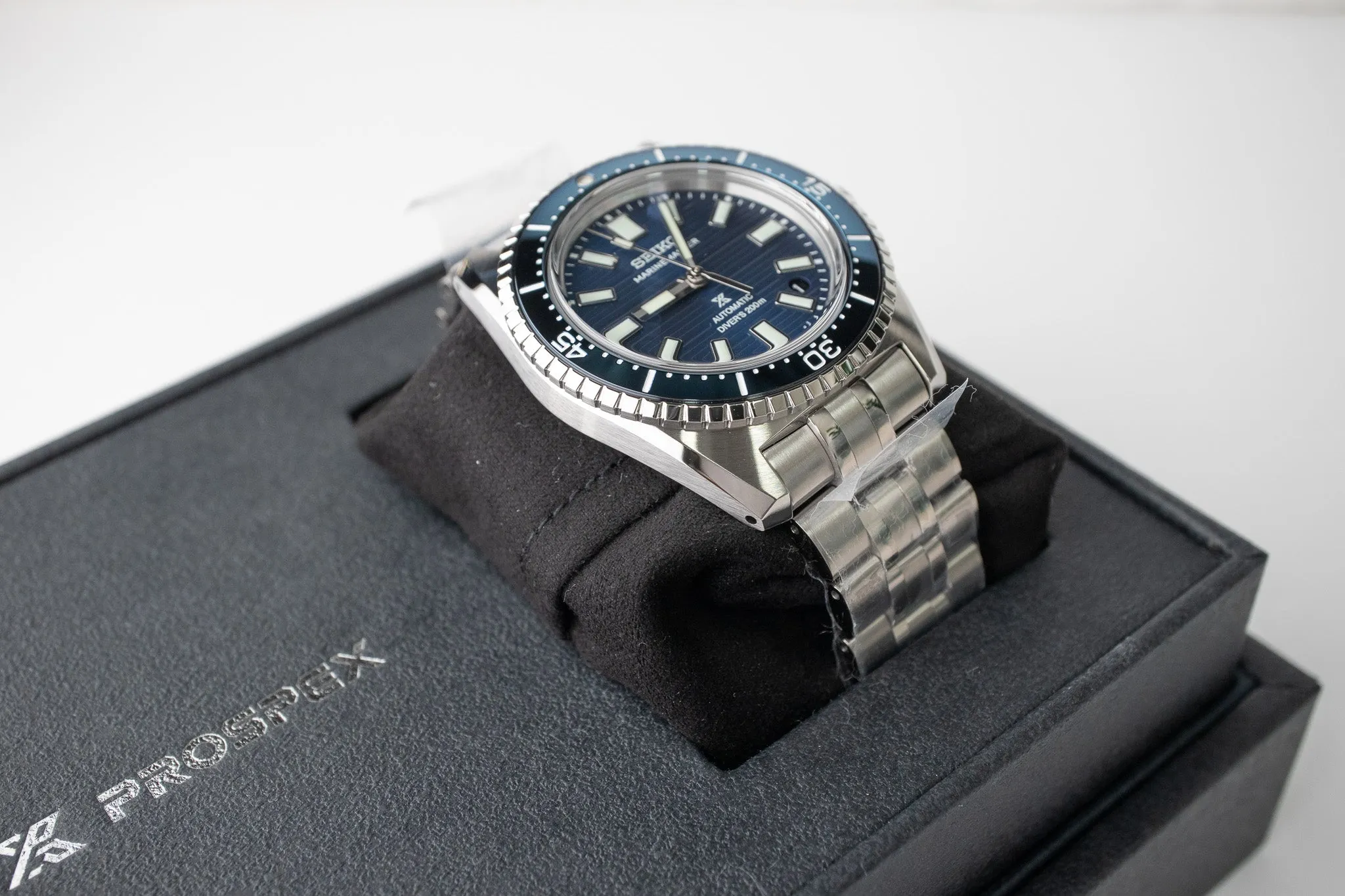 Seiko Marinemaster 200M SJE119