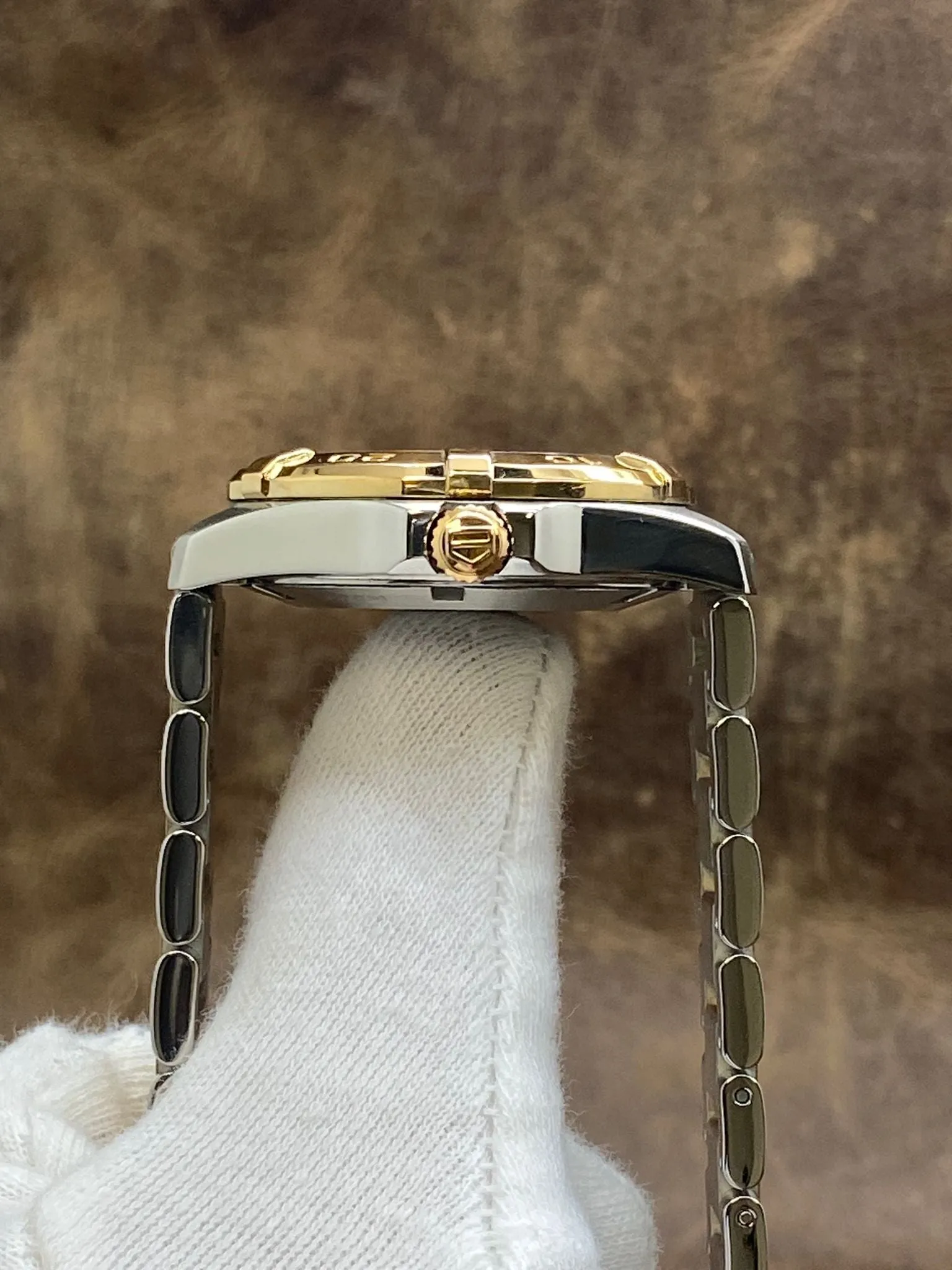 TAG Heuer Aquaracer 32mm WBD1322 Mother of Pearl Diamond Dial Quartz Women's Watch