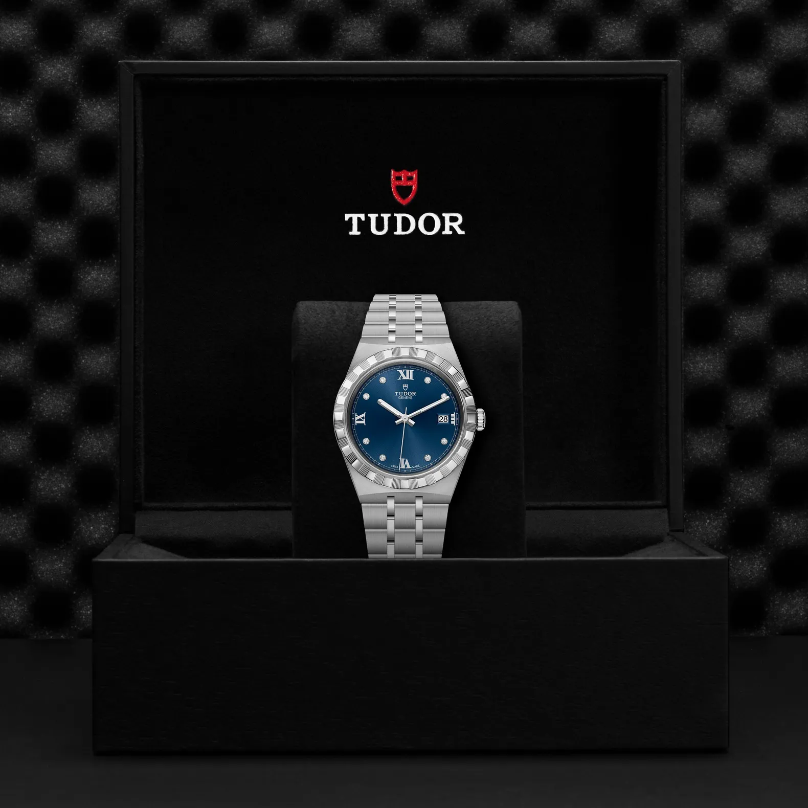 Tudor Royal