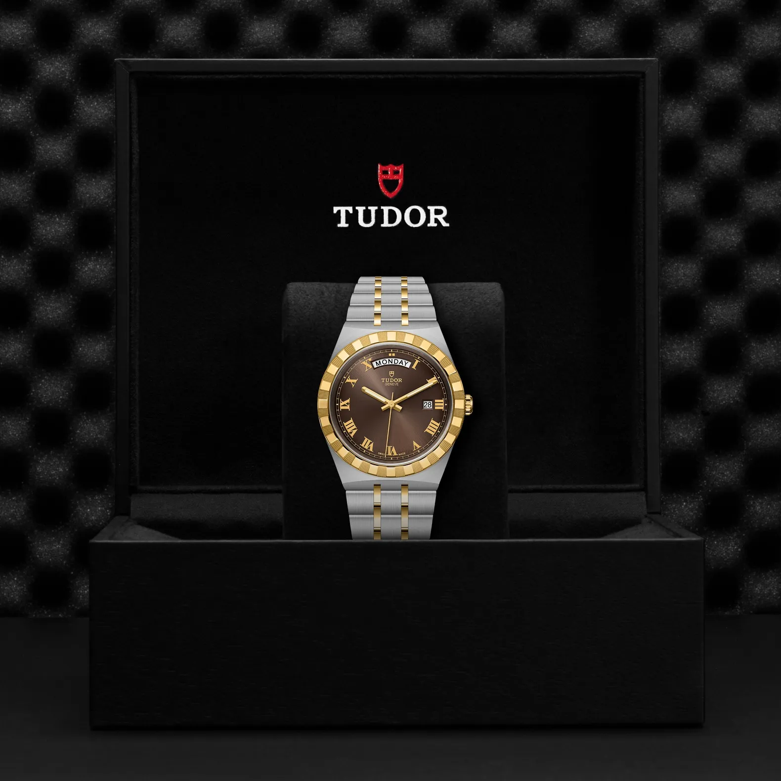 Tudor Royal