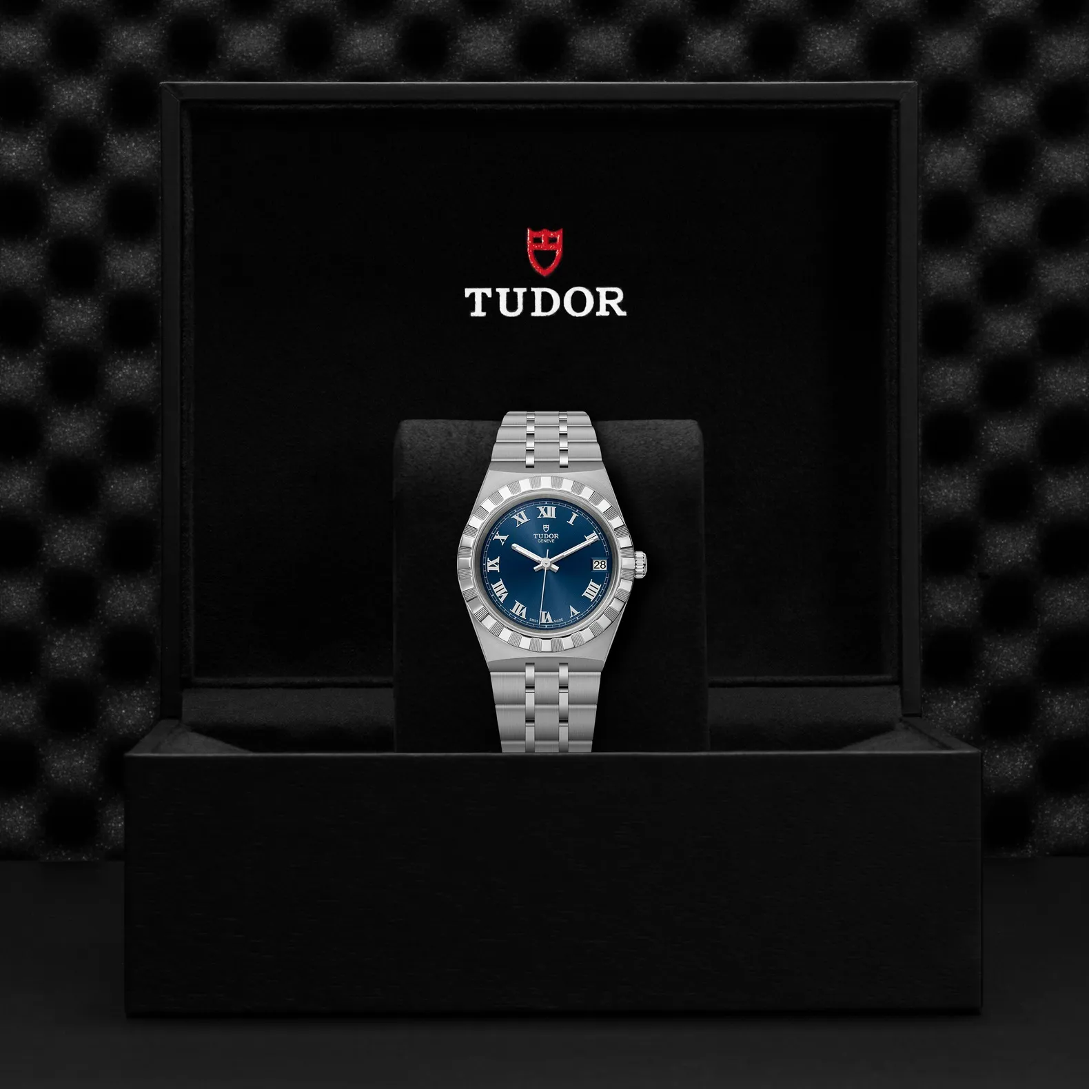 Tudor Royal