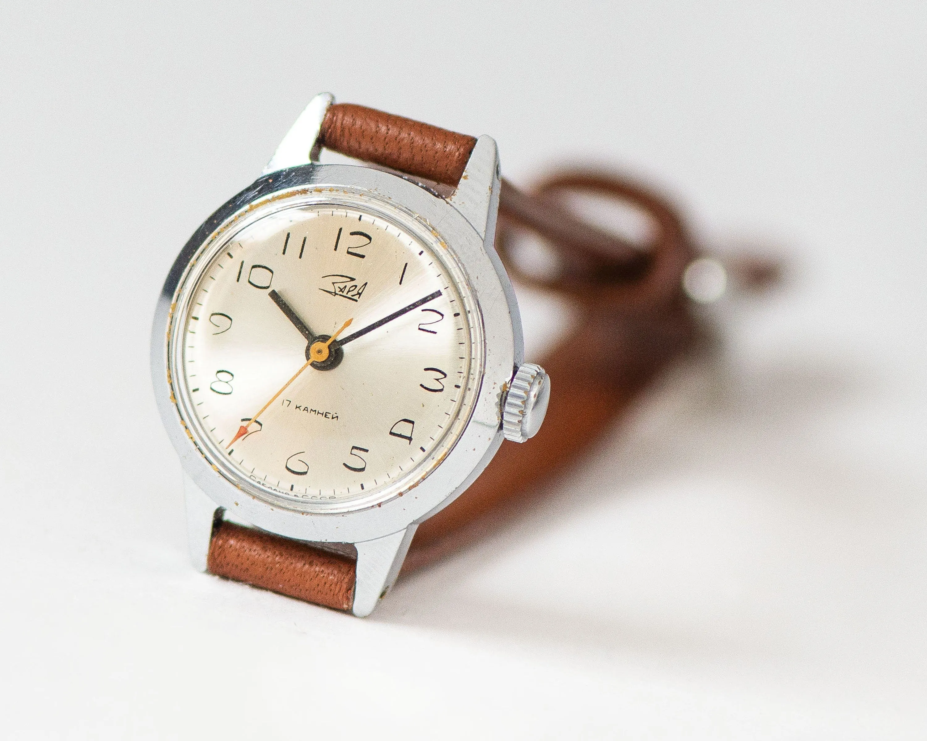 Women watch silver Dawn, retro lady wristwatch silver shade, shockproof dress watch lady accessory rare gift, new premium leather strap